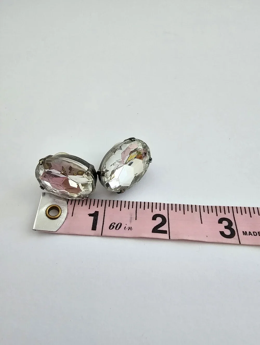 Vintage Clear Faceted Acrylic Crystal Oval Stud Earrings Gunmetal Modernist